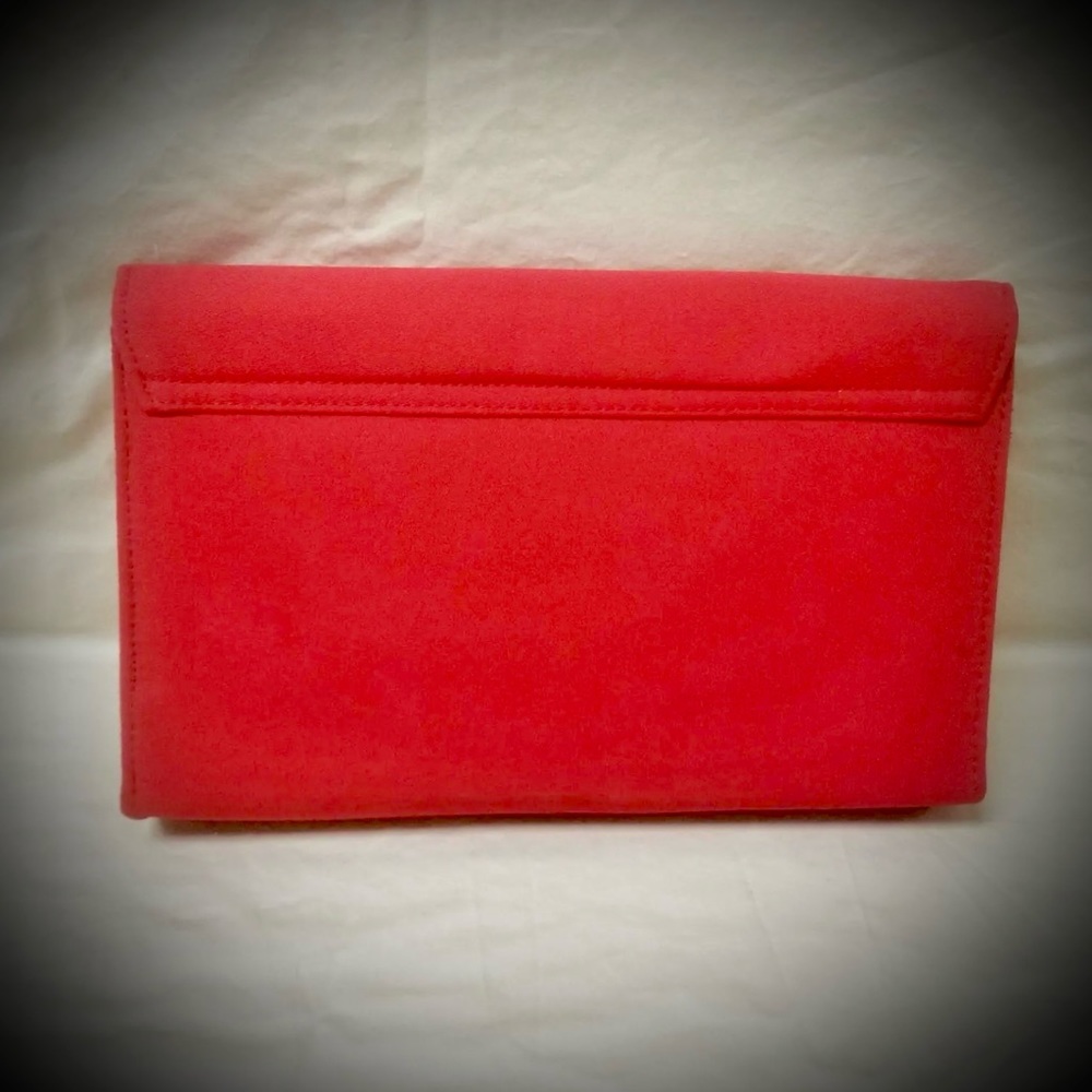 Studio B Woman’s Red Embroidered & Beaded Fancy Church Derby Hat & Clutch Bag - Picture 8 of 11